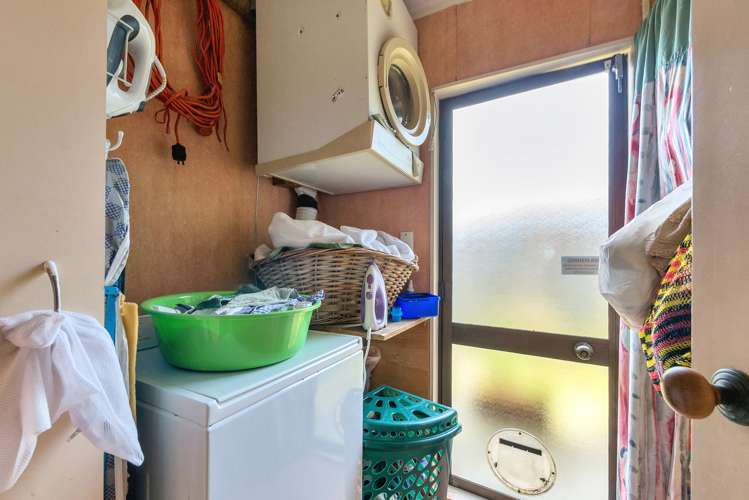 4/70a Woodglen Road Glen Eden_13