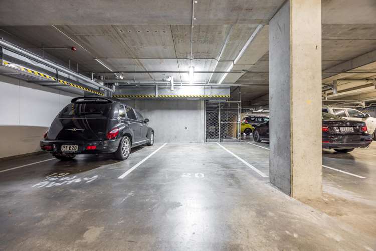 423/8 Dockside Lane Auckland Central_13