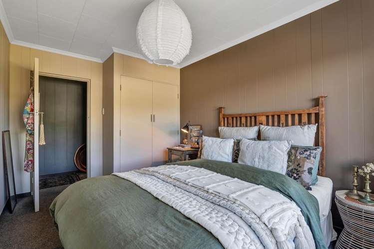 69 North Street Mokau_20