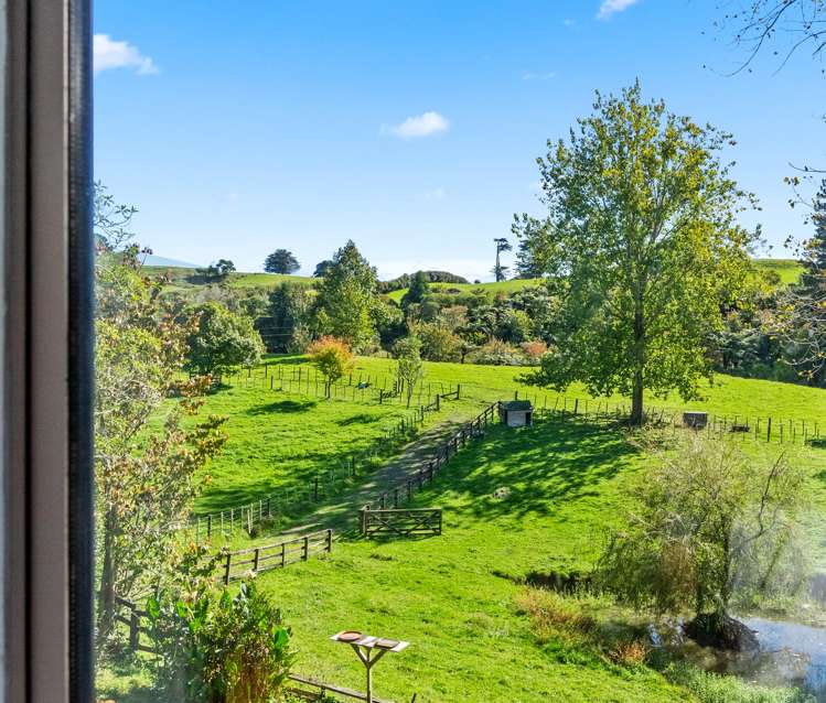 37 McMurray Rd Hunua_27