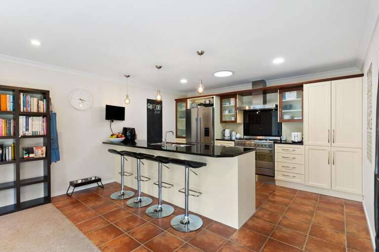 15 Crannich Place Wattle Downs_2