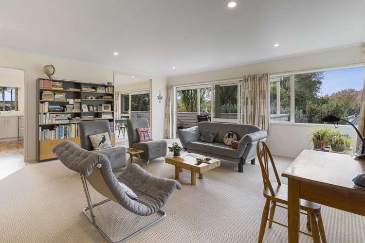 17 Oruamo Place Beach Haven_6