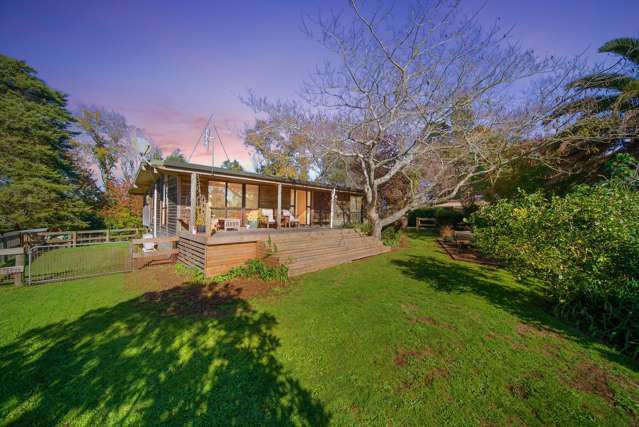 LIFESTYLE PROPERTY + HUGE SHEDS