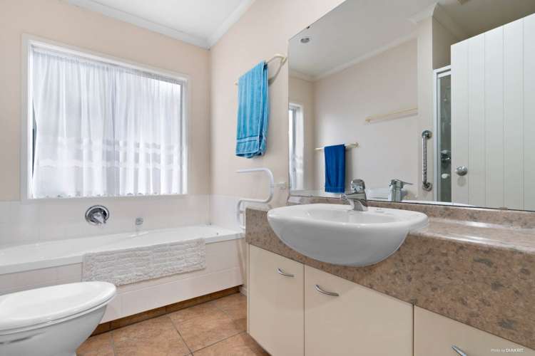 61 Sheriff Place Randwick Park_12