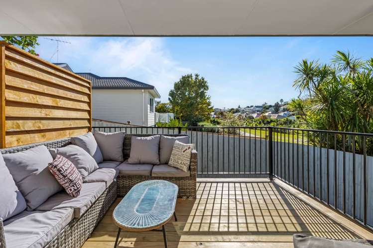 2/65 Charlotte Street Stanmore Bay_23