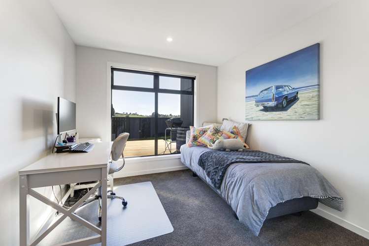 64 Les Wakefield Road Mapua_18