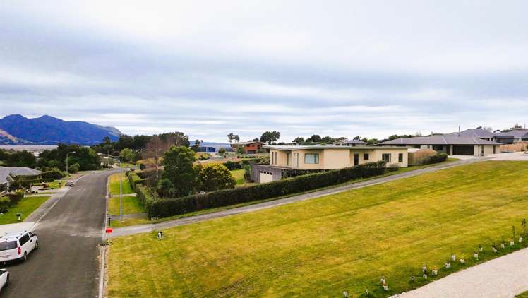 33 Ruataniwha Drive Collingwood_6