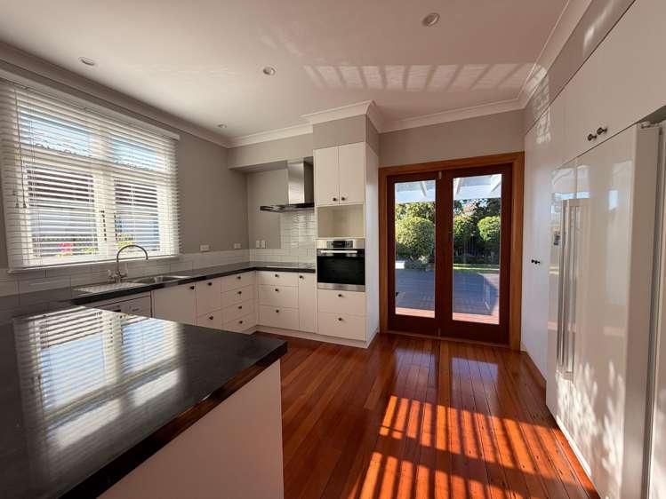  19 Guy Avenue Takaro_5