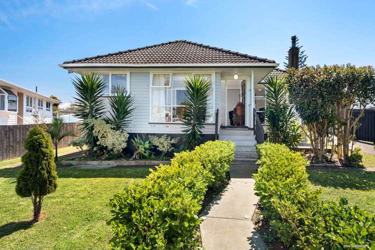 11 Rush Place Mangere_1