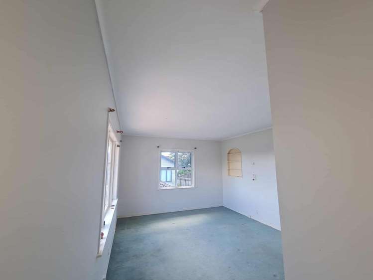 17 Olsen Avenue Hillsborough_8