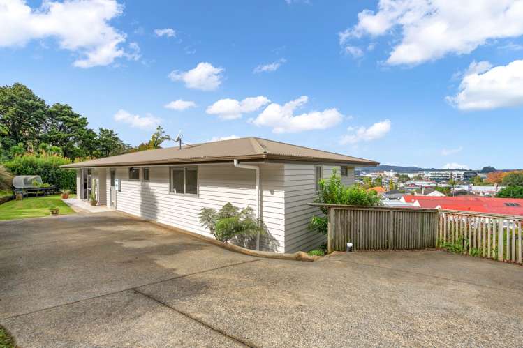4 High Oaks Way Avenues_14