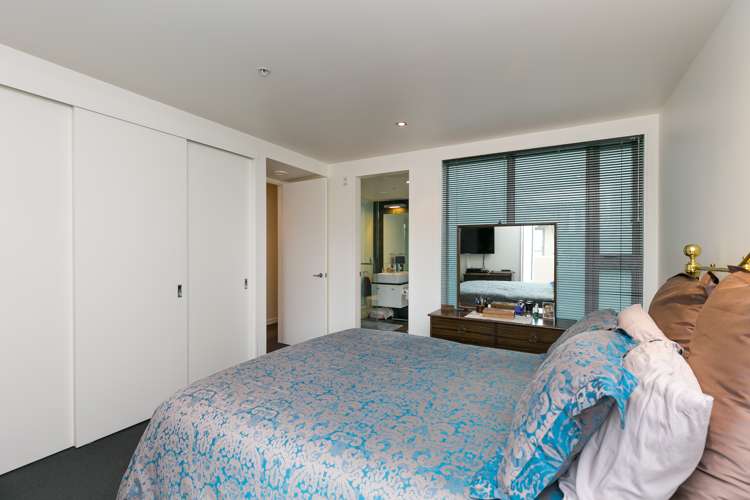 5c/42 Cable Street Te Aro_12