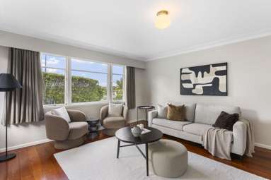 616 Hillsborough Road_3