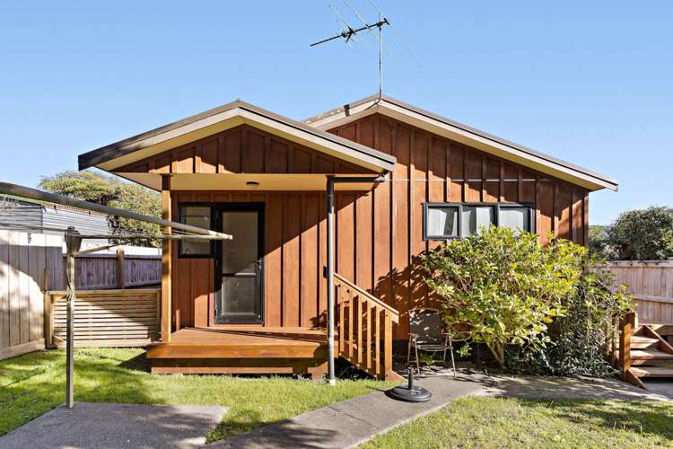 3/10 Springbank Lane Te Atatu Peninsula_16