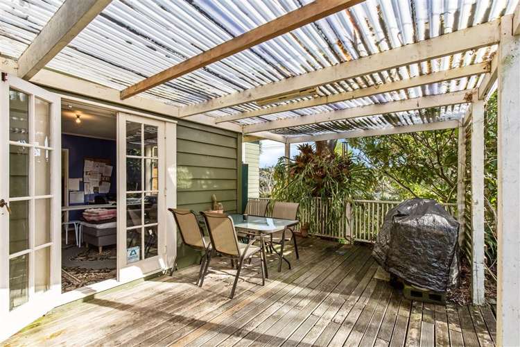 24 Inglis Street Birkenhead_13