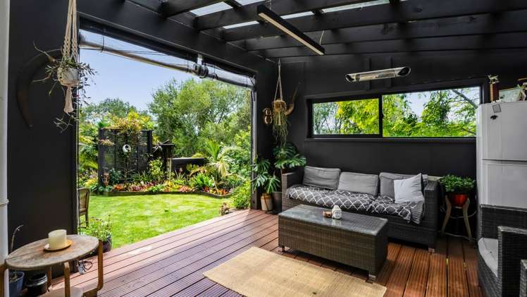 139A Barrett Road Whalers Gate_14