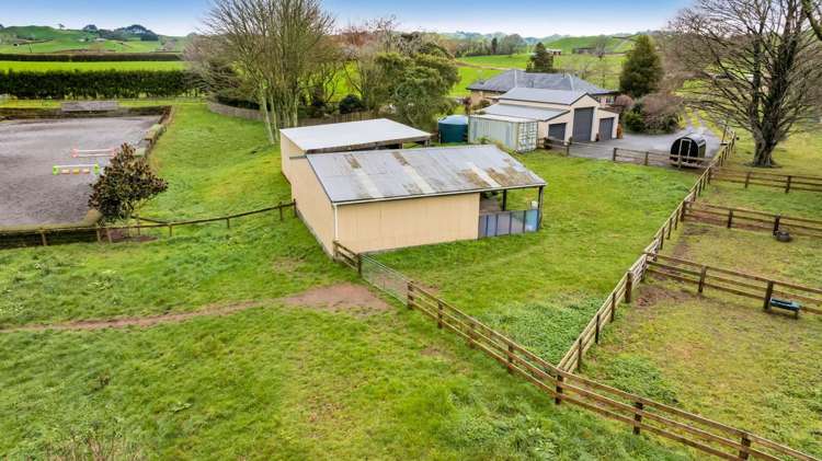 1156 East Road Toko_6