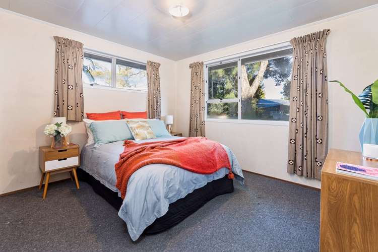 32 Tabitha Crescent Henderson_14