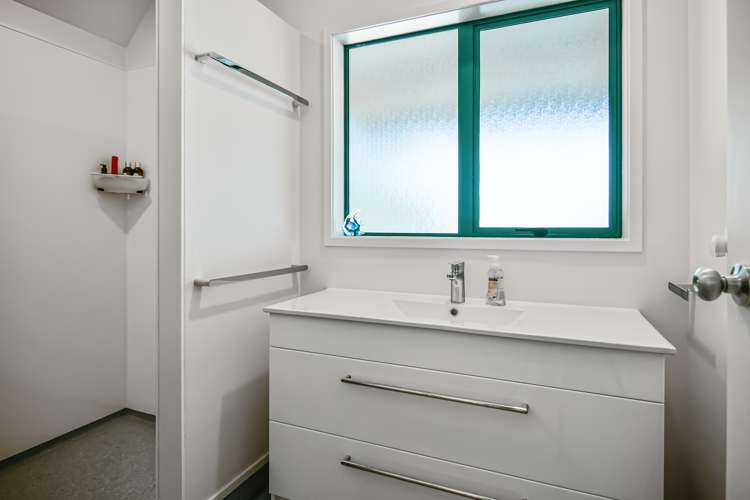 125 Wattle Place Whangamata_22