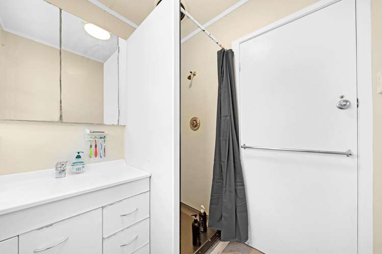 140 Great South Road Manurewa_12