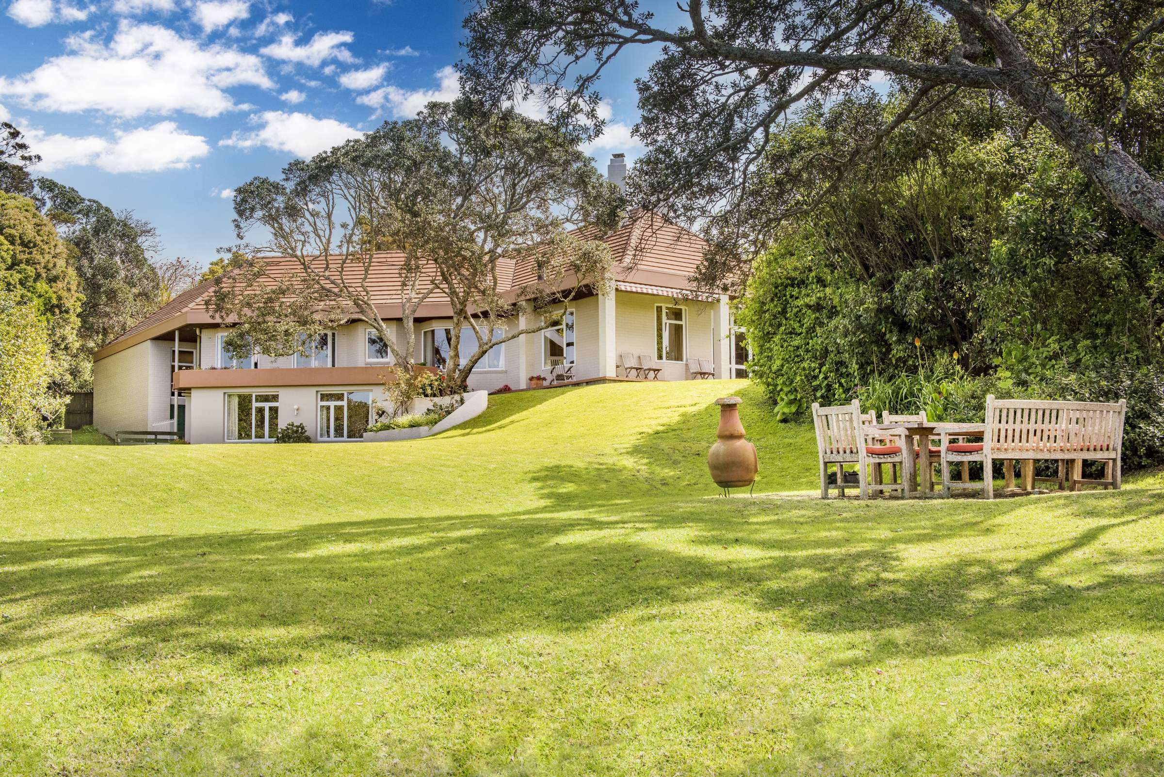 Art collector’s 1980s mansion for sale with CV of 12.2m, All things