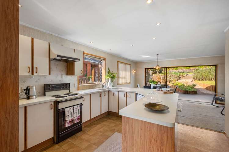 6 Eaton Road Hillsborough_13