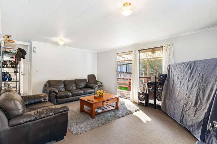 1/160 Universal Drive Henderson_5