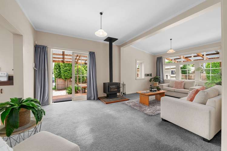 18 Naylor Street Hamilton East_1