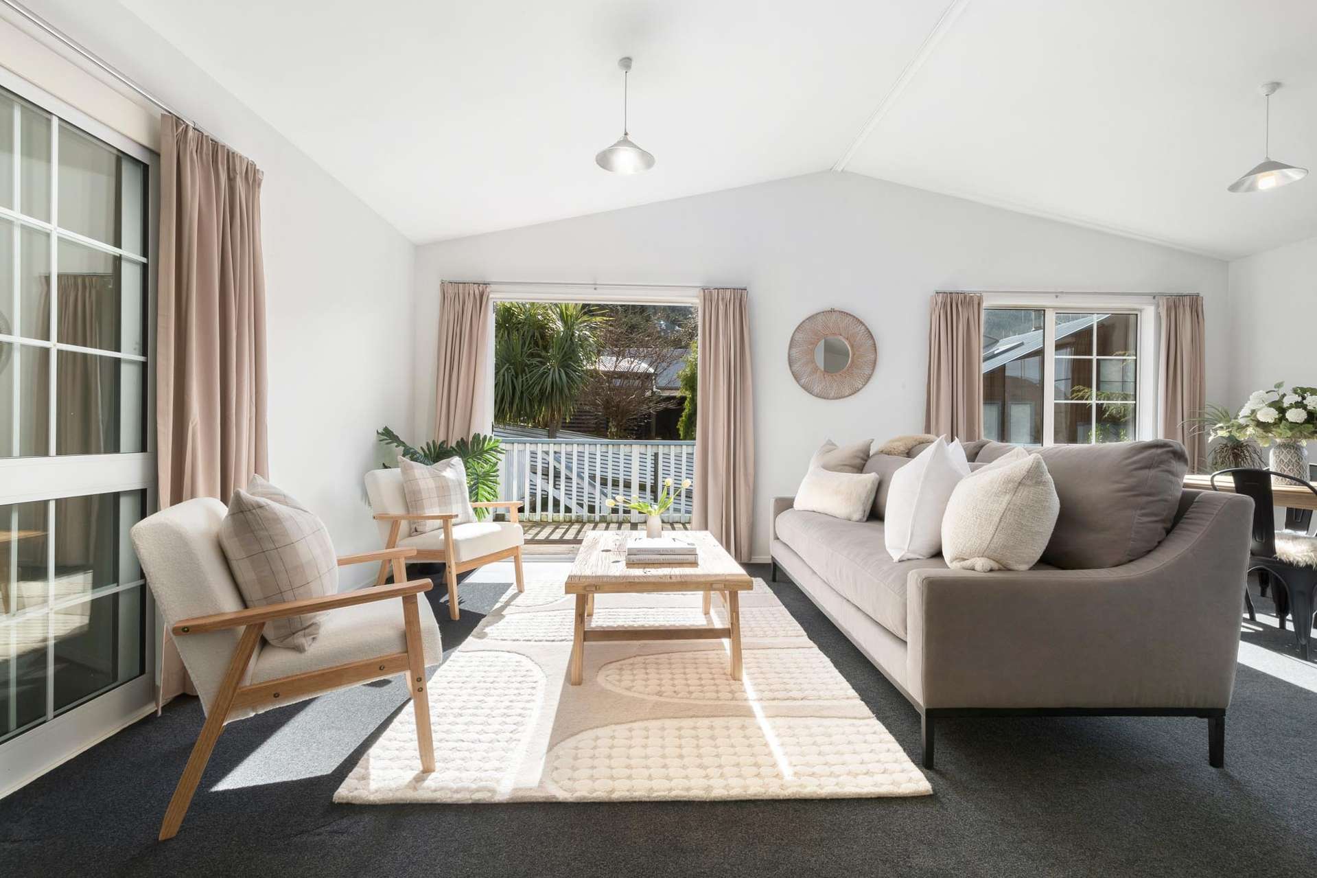 9 Avalon Crescent Fernhill/Sunshine Bay_0