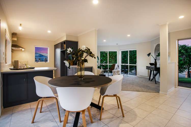 2a Highland Avenue Titirangi_13