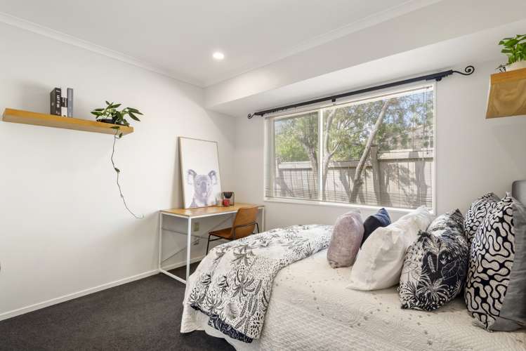 7 Louvain Place Greenhithe_20