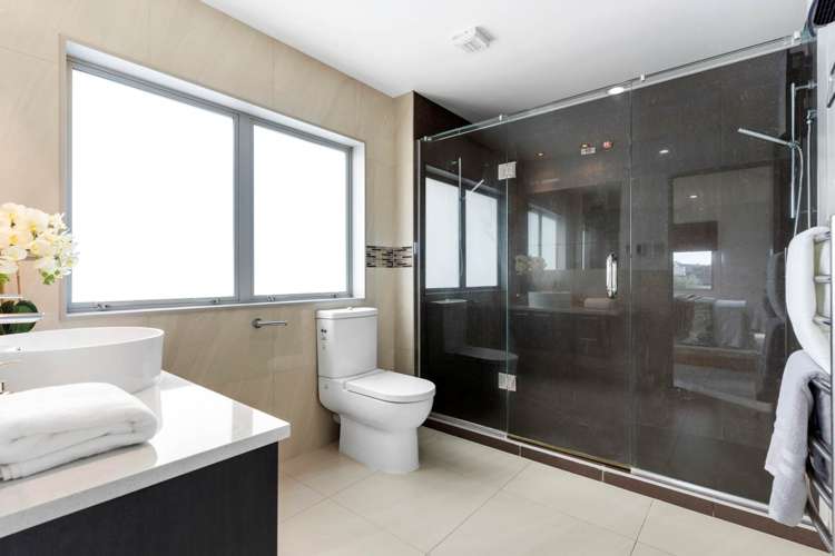 16 Oak Bark Drive Schnapper Rock_13