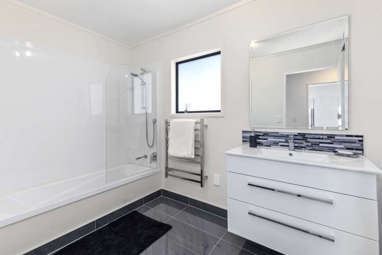 185 Holborn Drive Stokes Valley_12