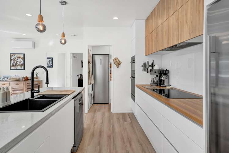 14a Clawton Street Westown_5