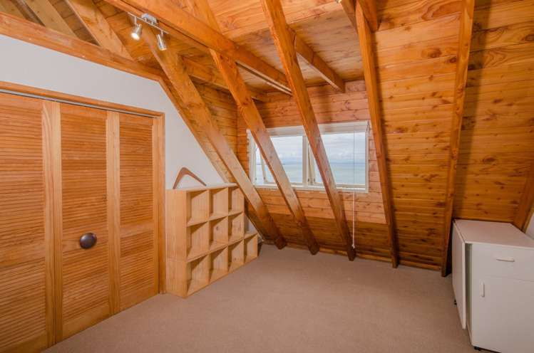 21 Kauri Point Road Laingholm_11