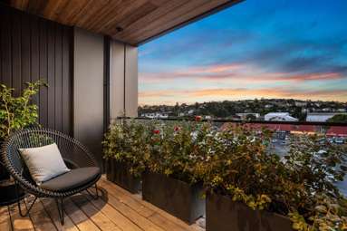 303/32 Anzac Road_3