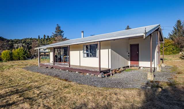 20 Poro Street Owhango_2