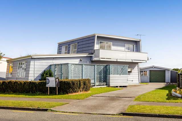 UNDER THE HAMMER