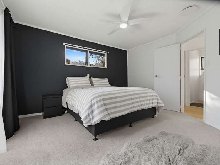 22 Westminster Drive Owhata_12