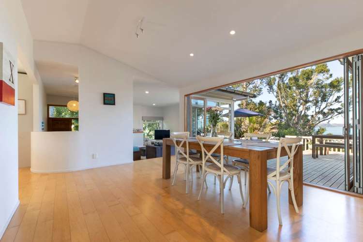 18 Okewa Road Titirangi_9