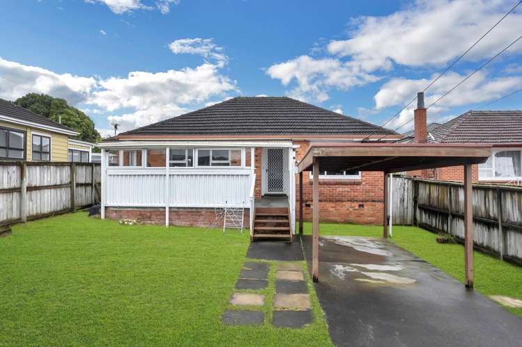 42 White Swan Road Mount Roskill_0