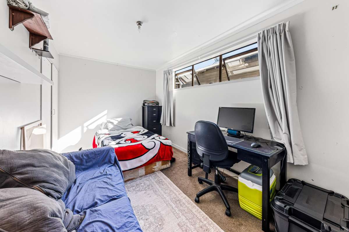 29 Commercial Road_5