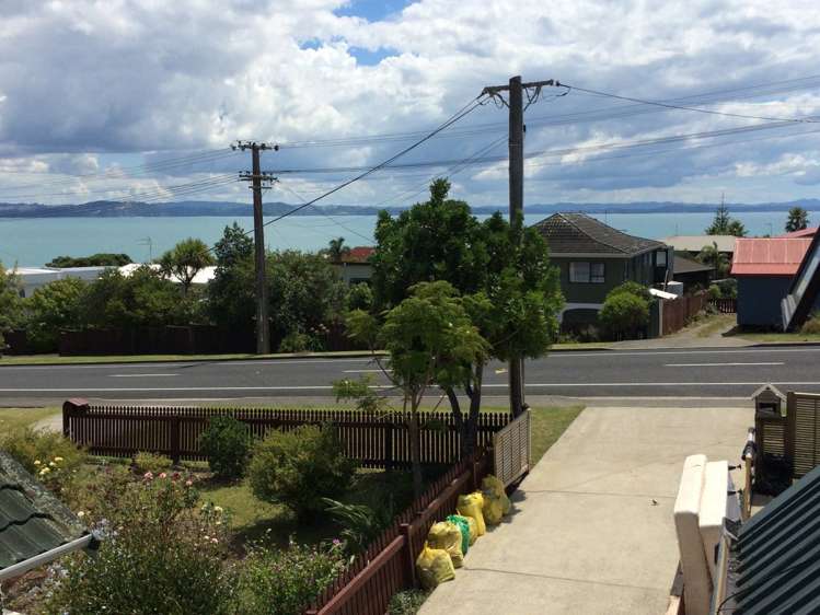 1313 Whangaparaoa Road Army Bay_14