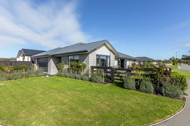 2 Biggles Place Lincoln_14