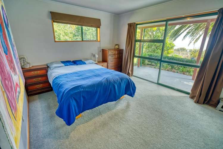 2A Golden Sands Road Barrytown_16