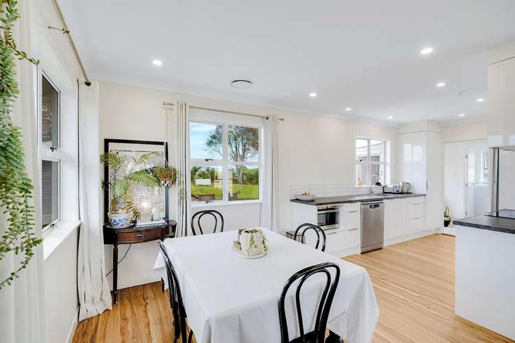 1465 Rewi Street 11385_3