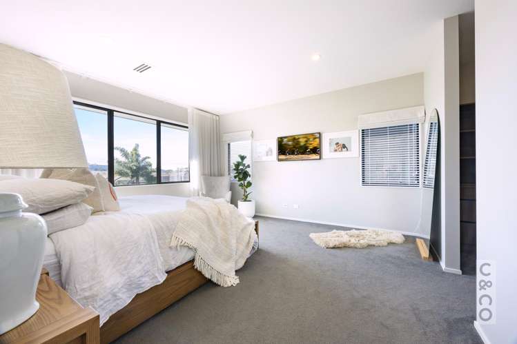 2 Pitoitoi Drive Riverhead_36