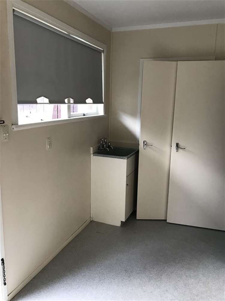 1/11 Sea Spray Drive Bucklands Beach_9