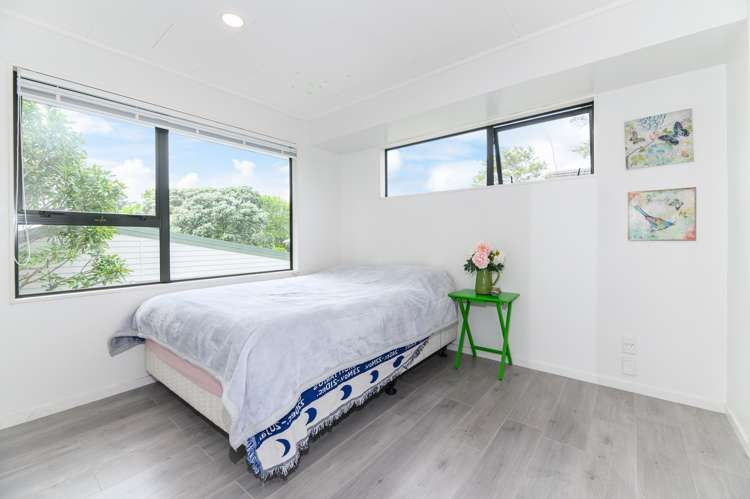 2/3 Sheridan Drive New Lynn_14