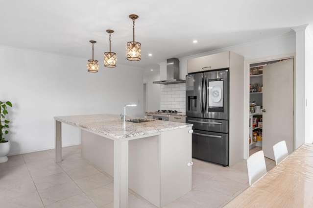 13 Haddonstone Avenue Rototuna North_2